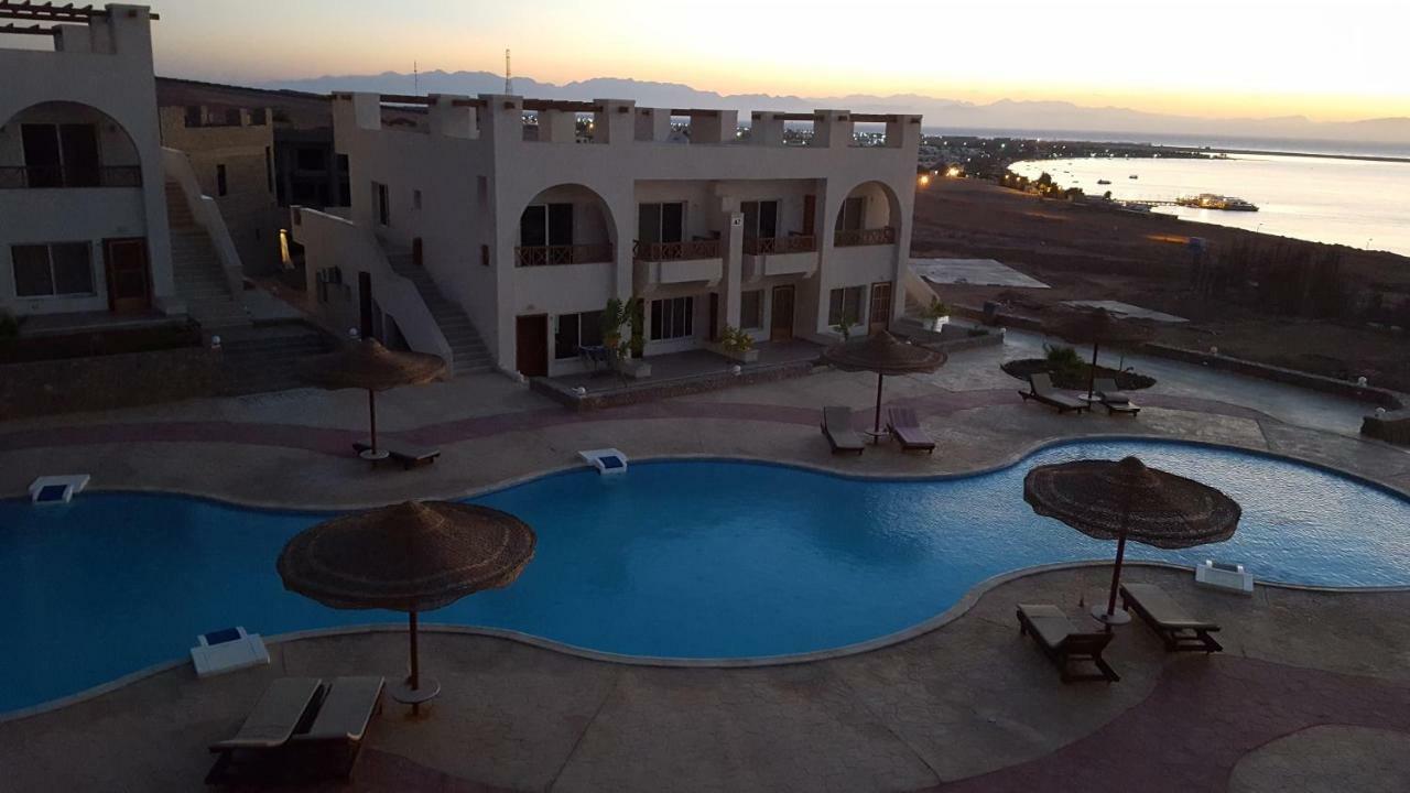 Half Moon - Sunny Dahab Resort Exterior photo